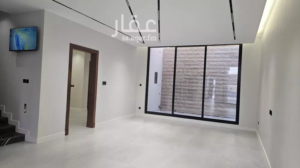 فيلا 5 غرف في الفاروق 4