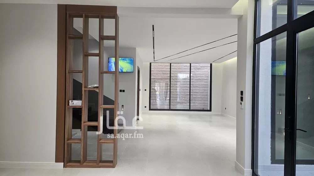 فيلا 5 غرف في الفاروق 4