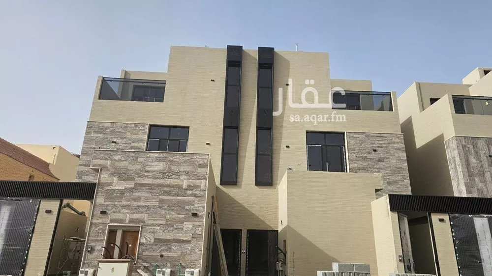 3 bedroom floor in Qurtubah 1