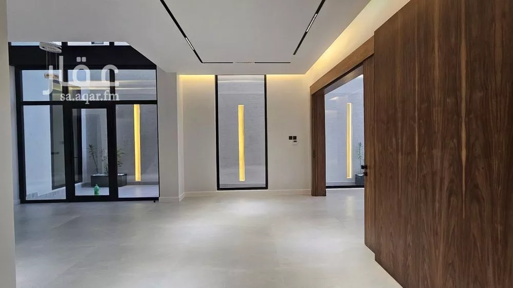 فيلا 5 غرف في الفاروق 3