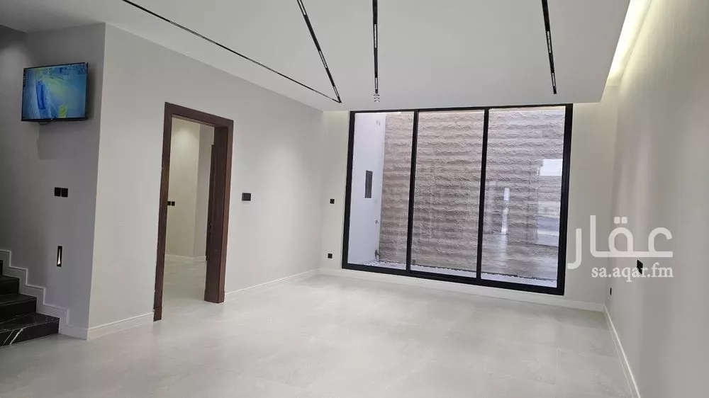 فيلا 6 غرف في الفاروق 3