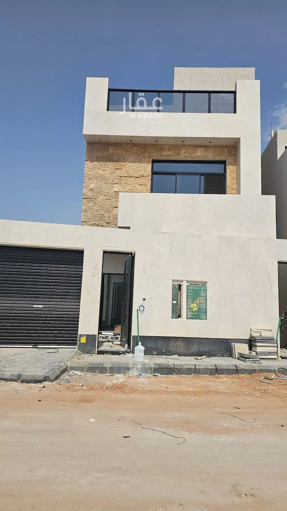 4 bedroom floor in Ash Sharq 1