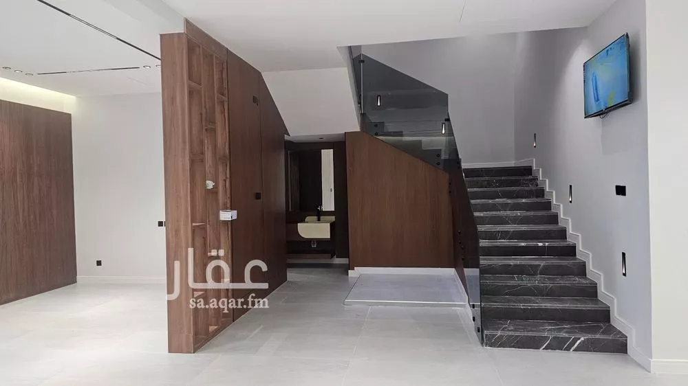 فيلا 5 غرف في الفاروق 2