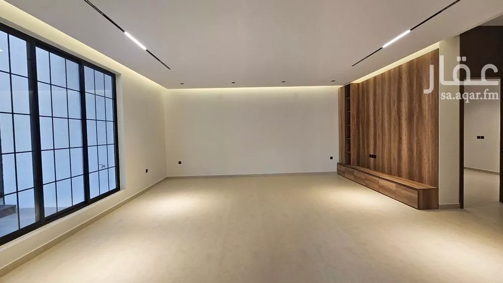 فيلا 5 غرف في الفاروق 5