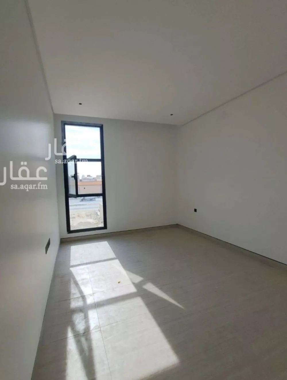 شقة 5 غرف في الخليج 4