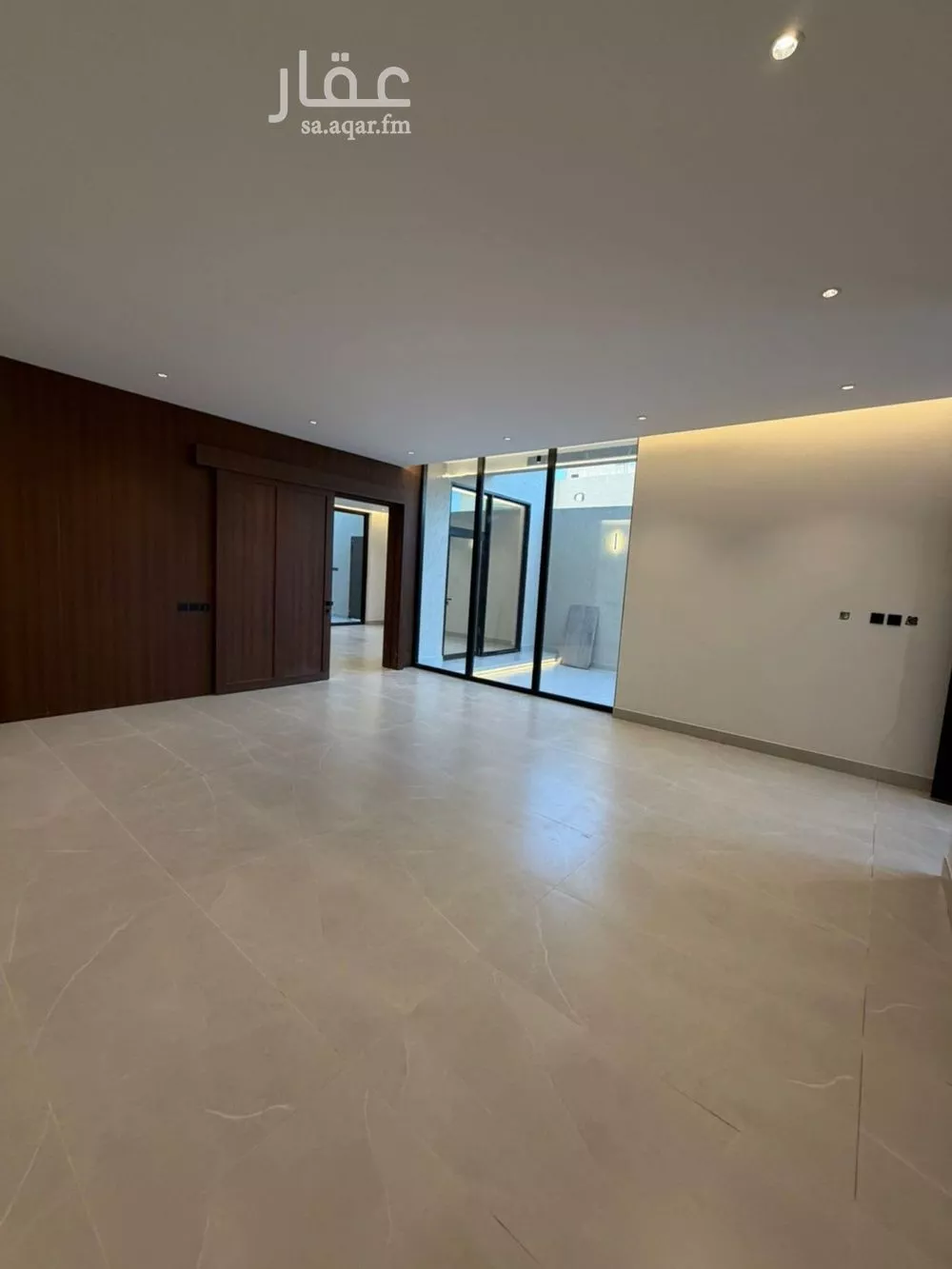 5 bedroom villa in Al Narjis 2