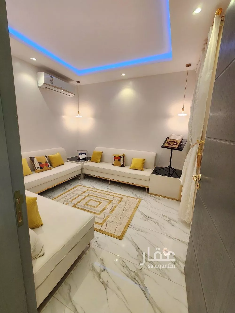 فيلا 5 غرف في العارض 2