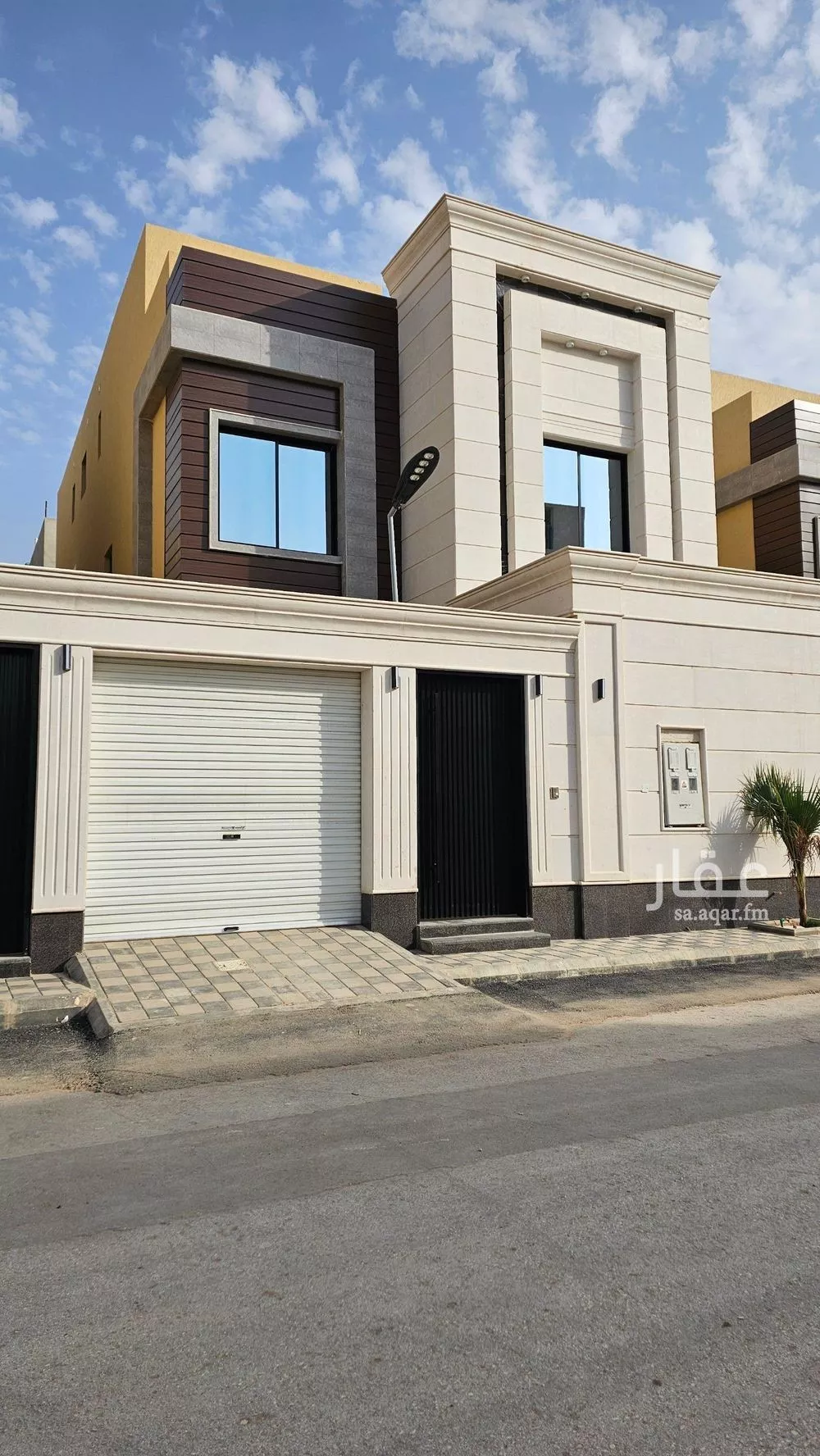 فيلا 5 غرف في الجنادرية 1