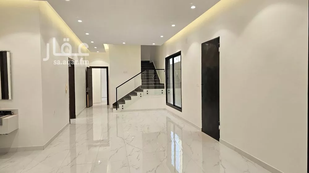 فيلا 5 غرف في الجنادرية 5