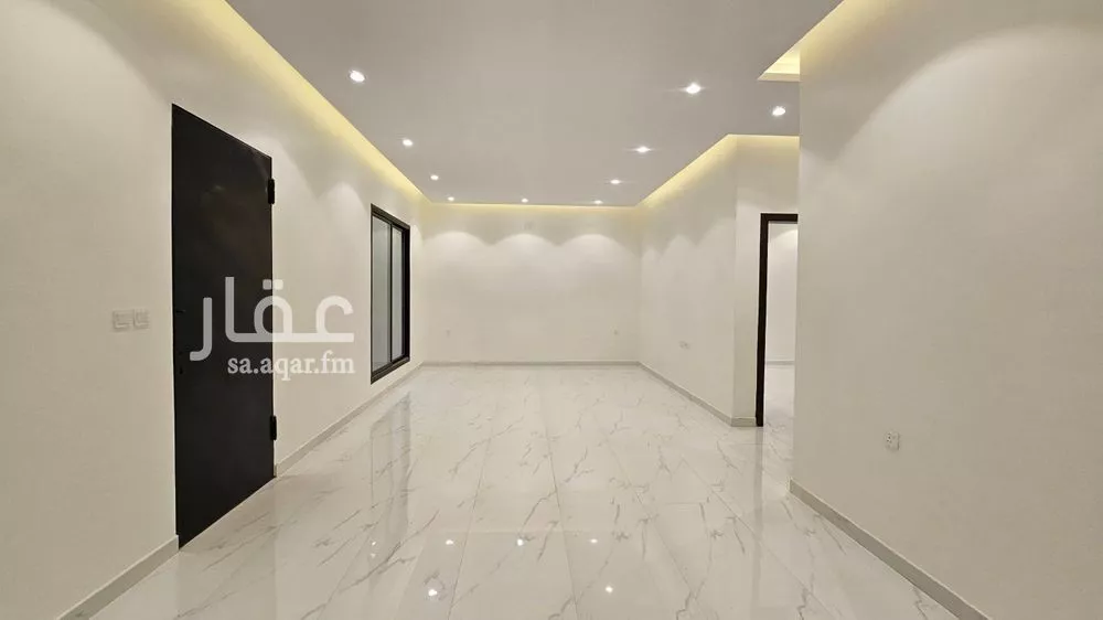 فيلا 5 غرف في الجنادرية 4