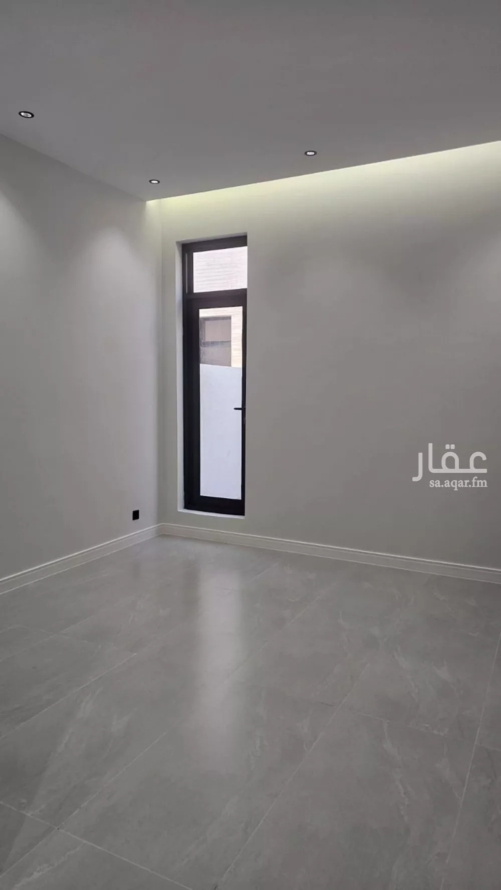 5 bedroom villa in Al Farouq 4