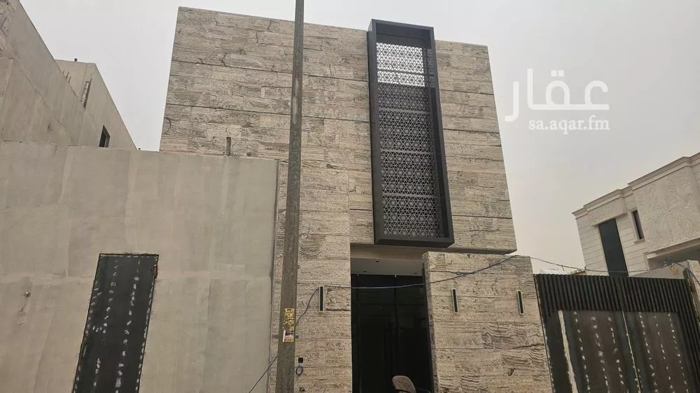 5 bedroom villa in King Faisal, Riyadh 9
