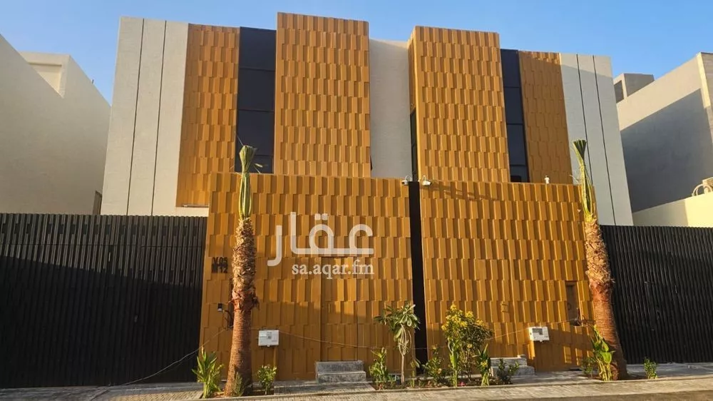 5 bedroom villa in Al Farouq 2