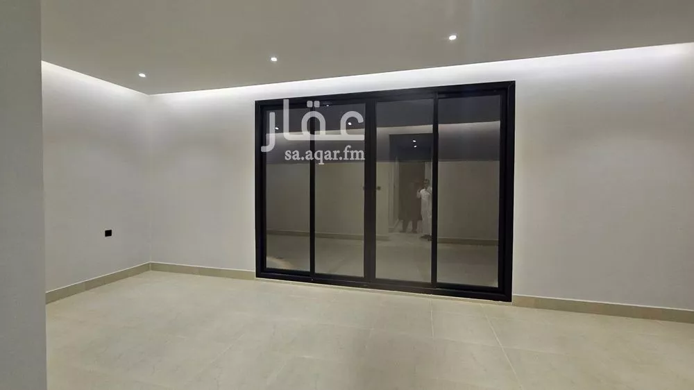 5 bedroom villa in Al Farouq, Riyadh 9