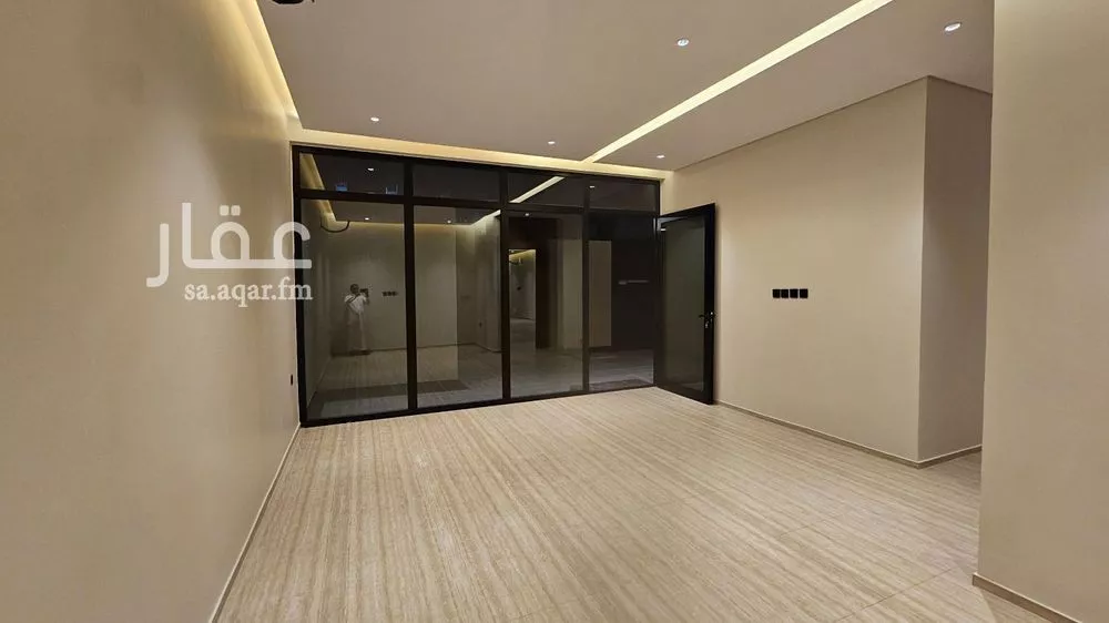 فيلا 5 غرف في النهضة 4