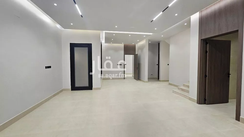 5 bedroom villa in Al Farouq, Riyadh 4