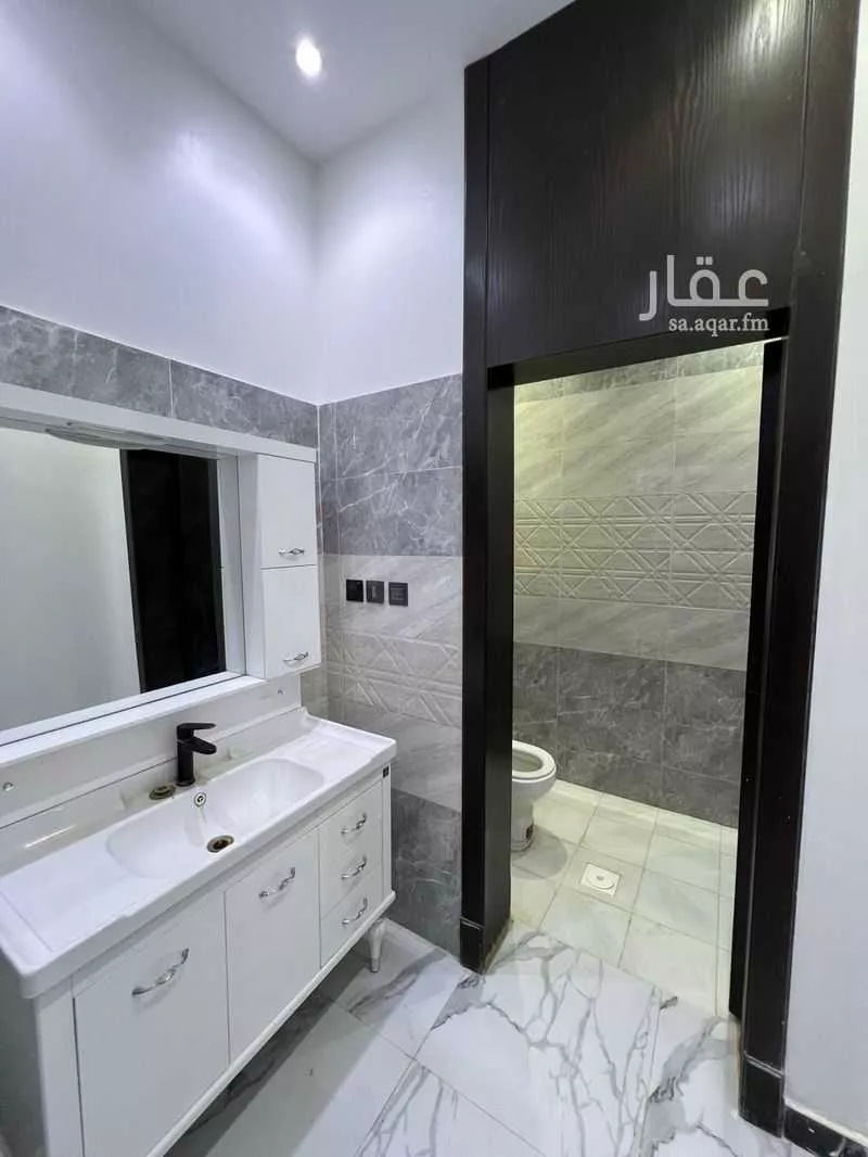 4 bedroom villa in Dhahrat Laban, Riyadh 7