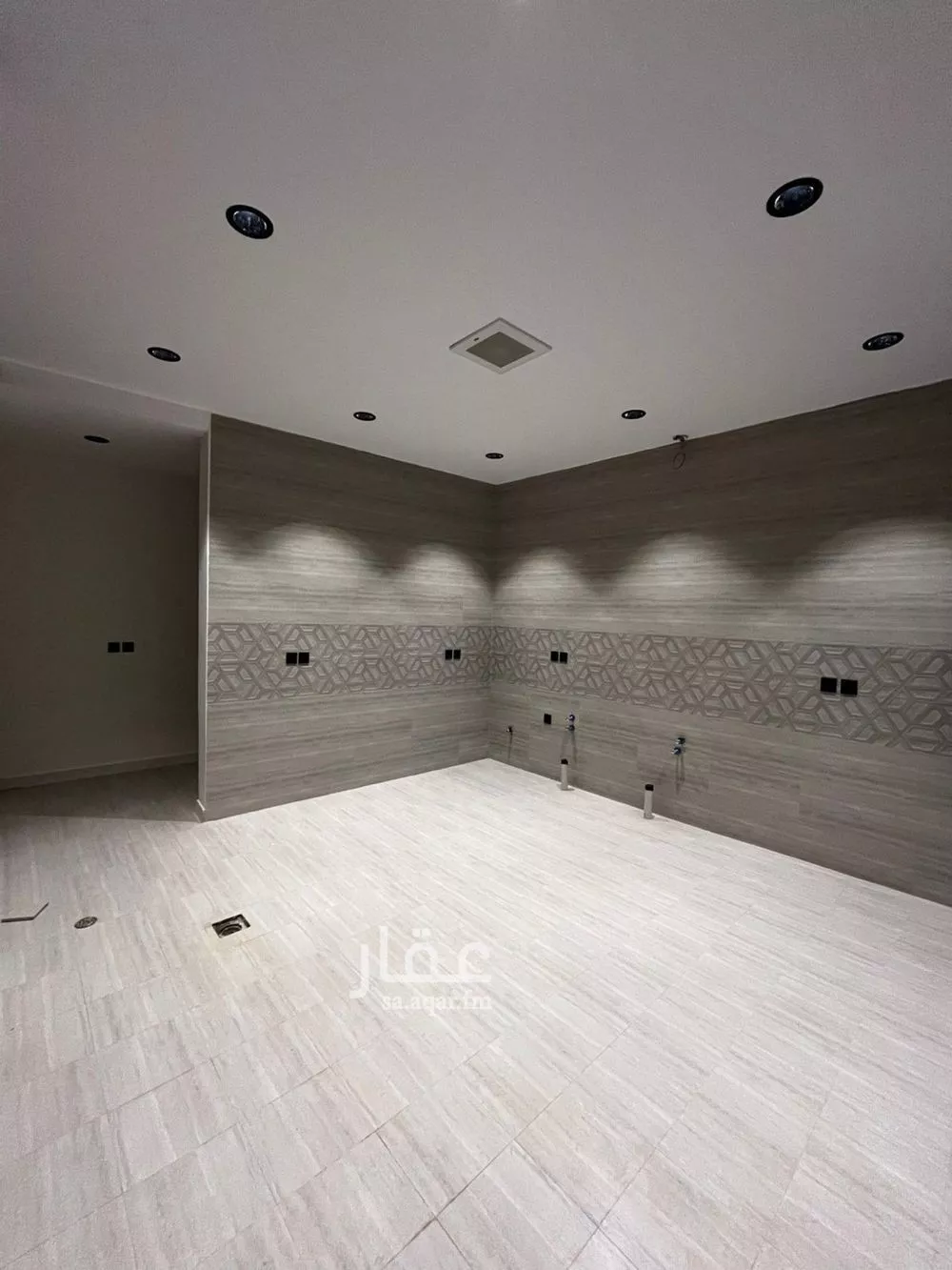 4 bedroom villa in Al Mahdiyyah 4