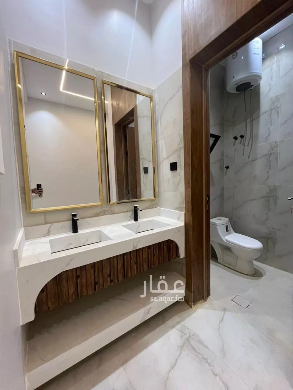 4 bedroom floor in Tuwaiq 5