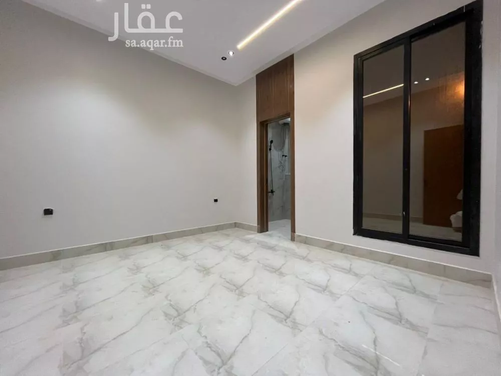 4 bedroom floor in Tuwaiq 2