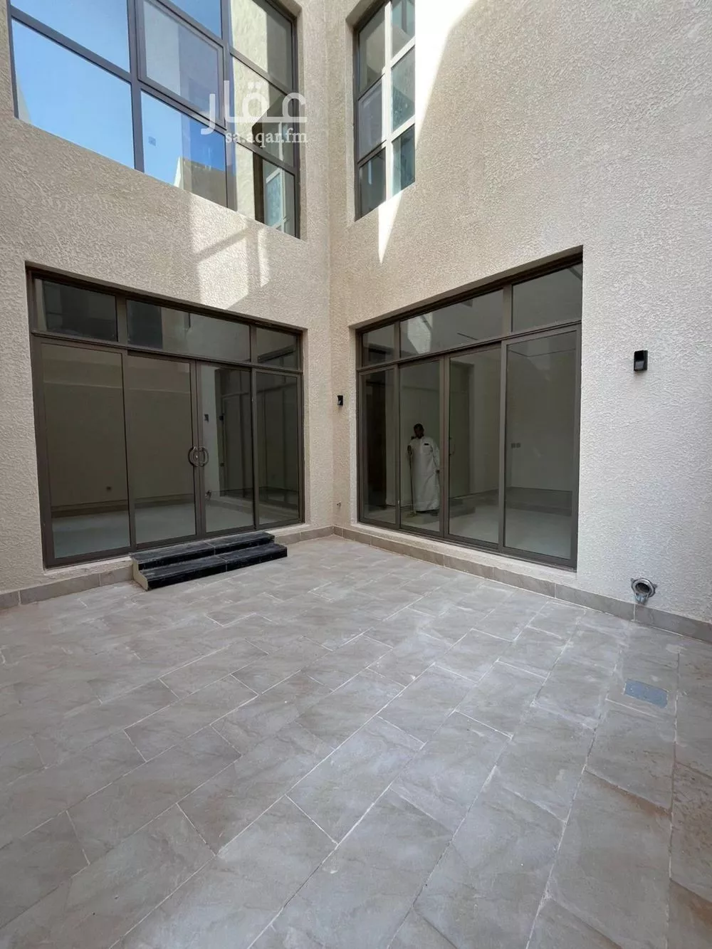 فيلا 4 غرف في المهدية 5