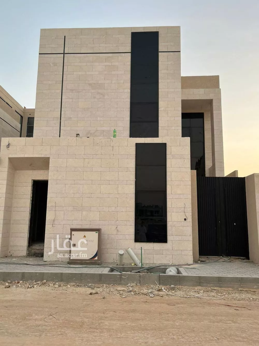 فيلا 4 غرف في المهدية 3