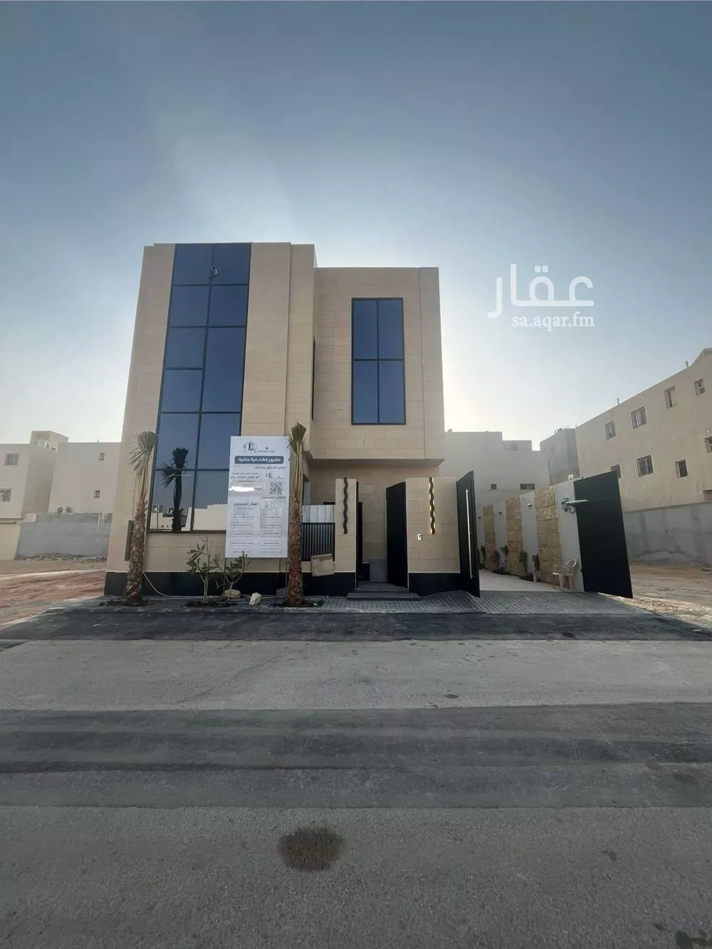 4 bedroom villa in Al Mahdiyyah 1