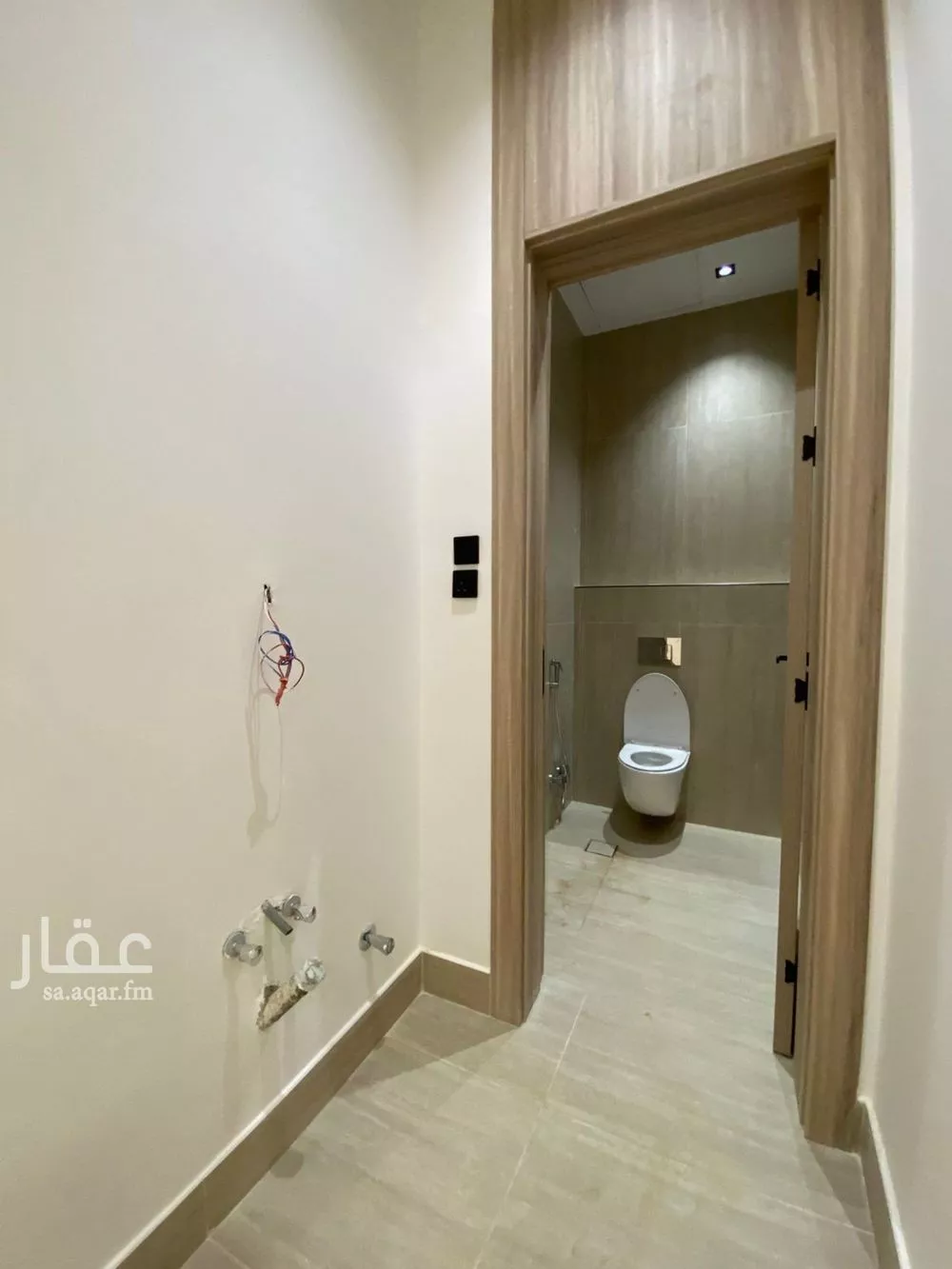 فيلا 4 غرف في المهدية 5