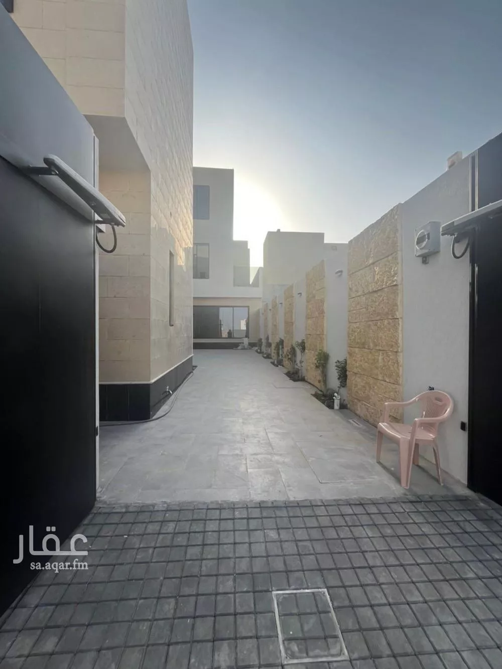 4 bedroom villa in Al Mahdiyyah 5
