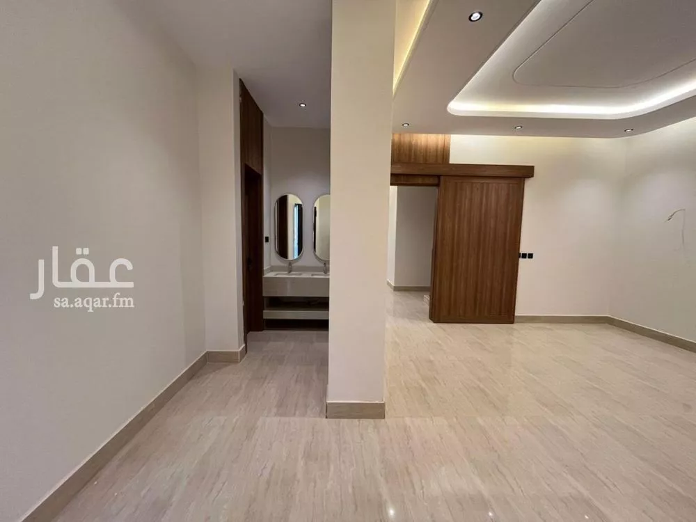 4 bedroom villa in Al Mahdiyyah, Riyadh 5