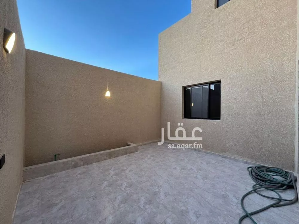 4 bedroom villa in Al Mahdiyyah, Riyadh 15