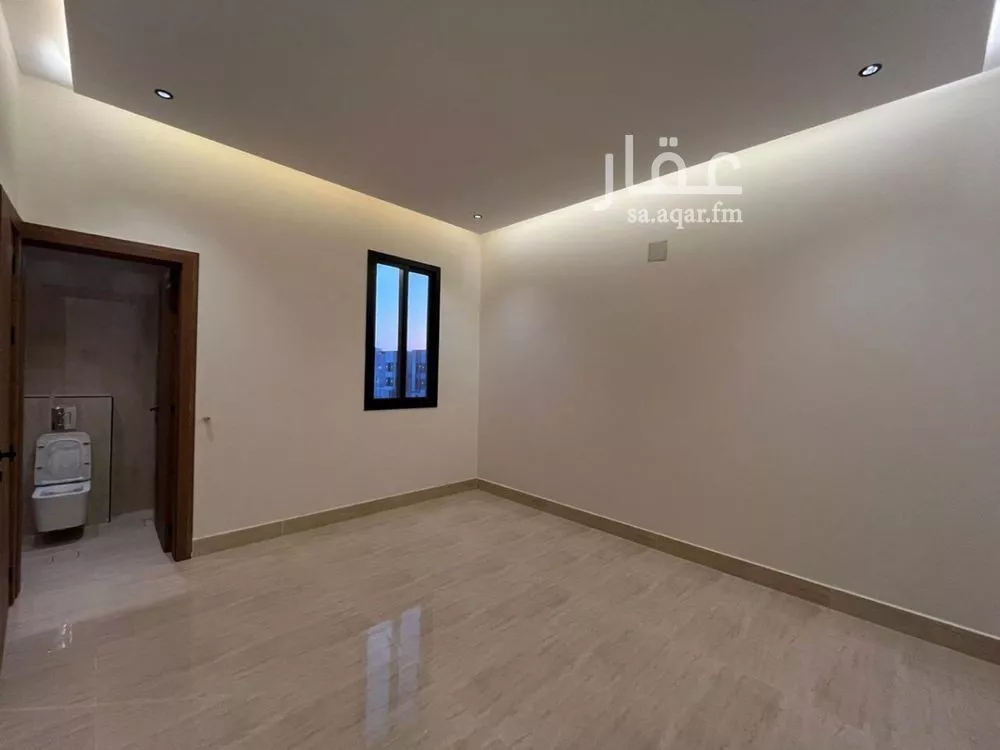4 bedroom villa in Al Mahdiyyah, Riyadh 16