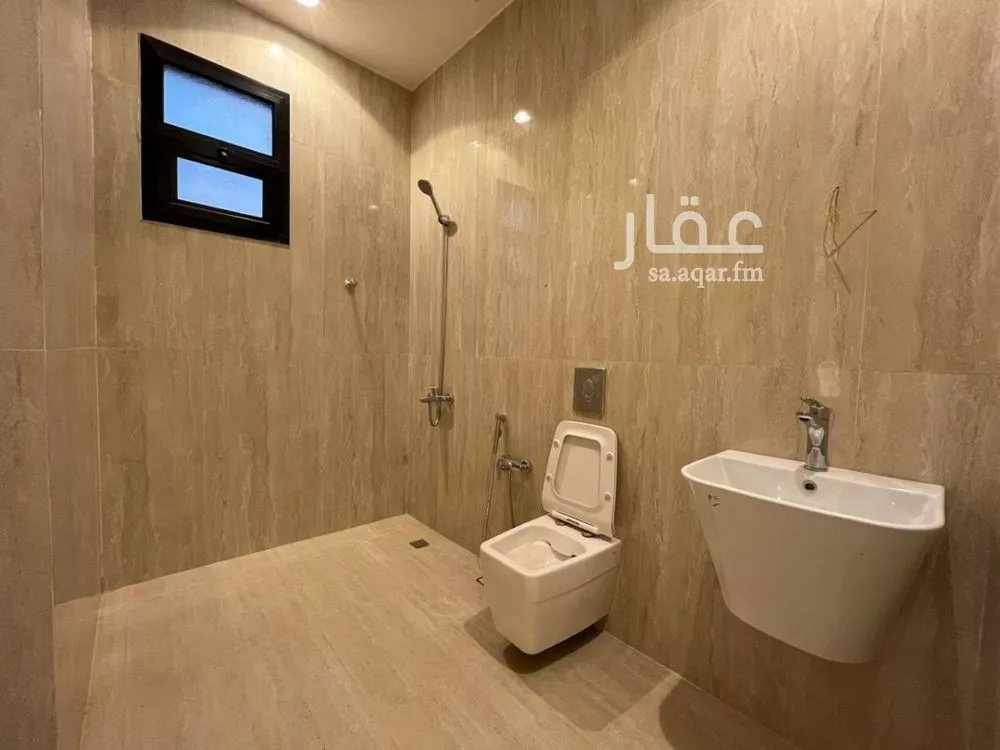 فيلا 5 غرف في المهدية 4