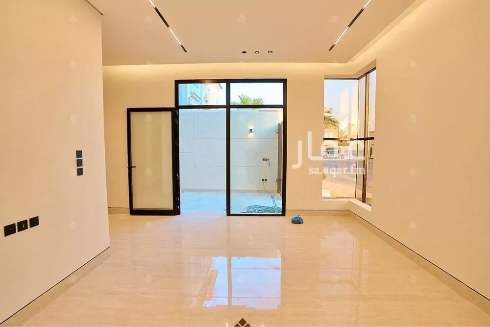 فيلا 5 غرف في المهدية 5