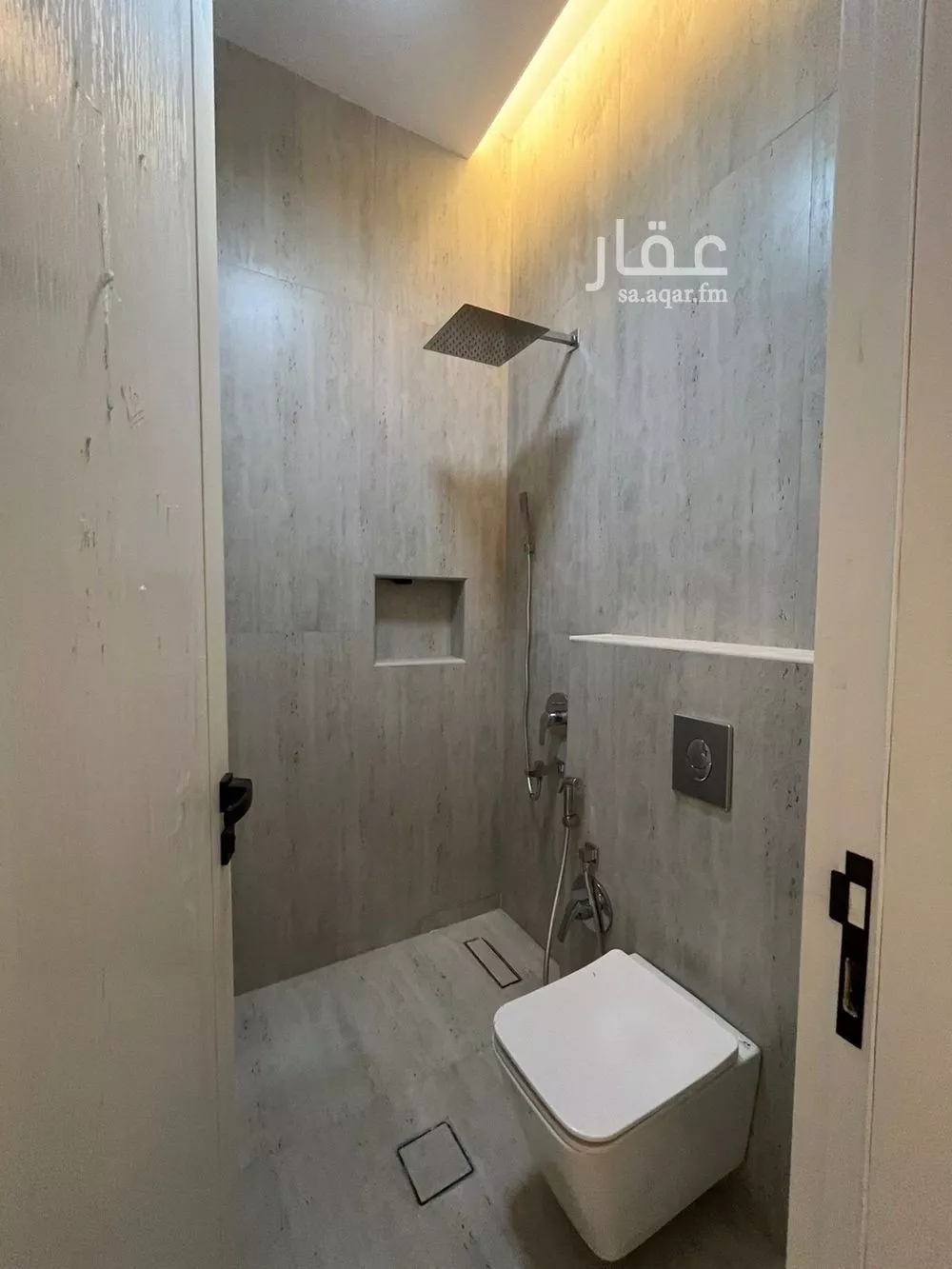 فيلا 4 غرف في المهدية 5