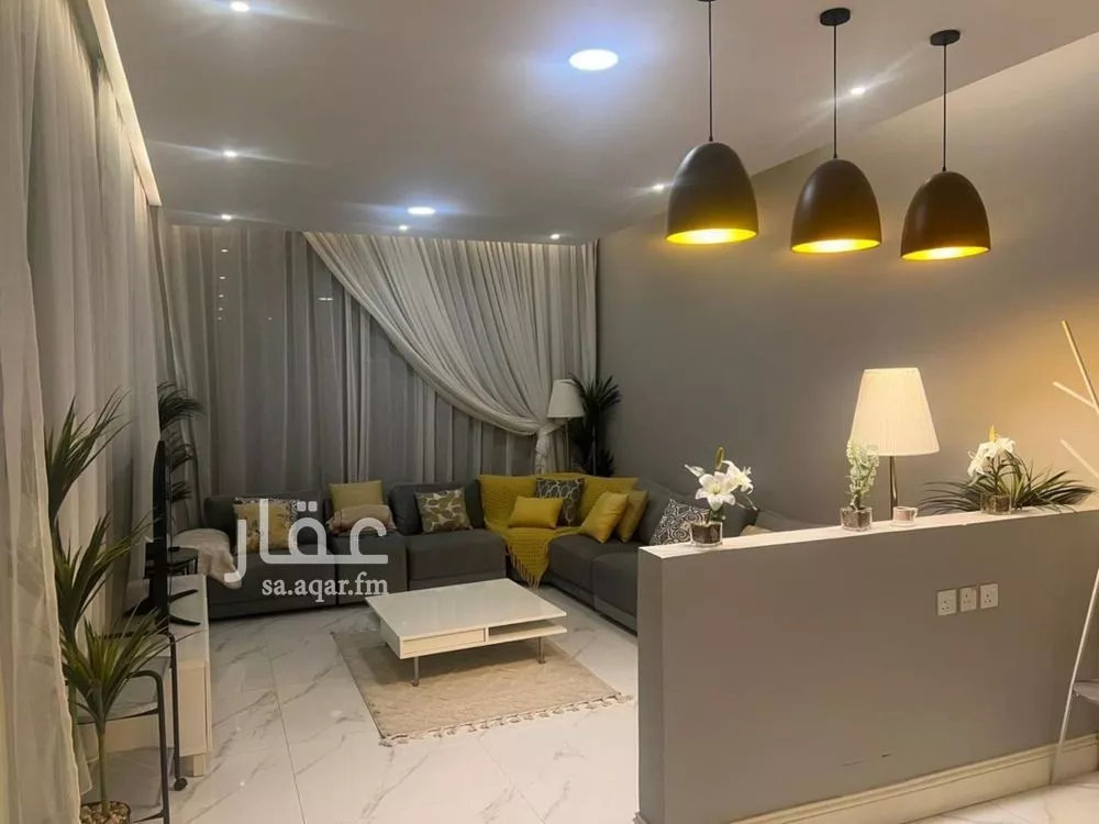 4 bedroom villa in Al Rawdah 3