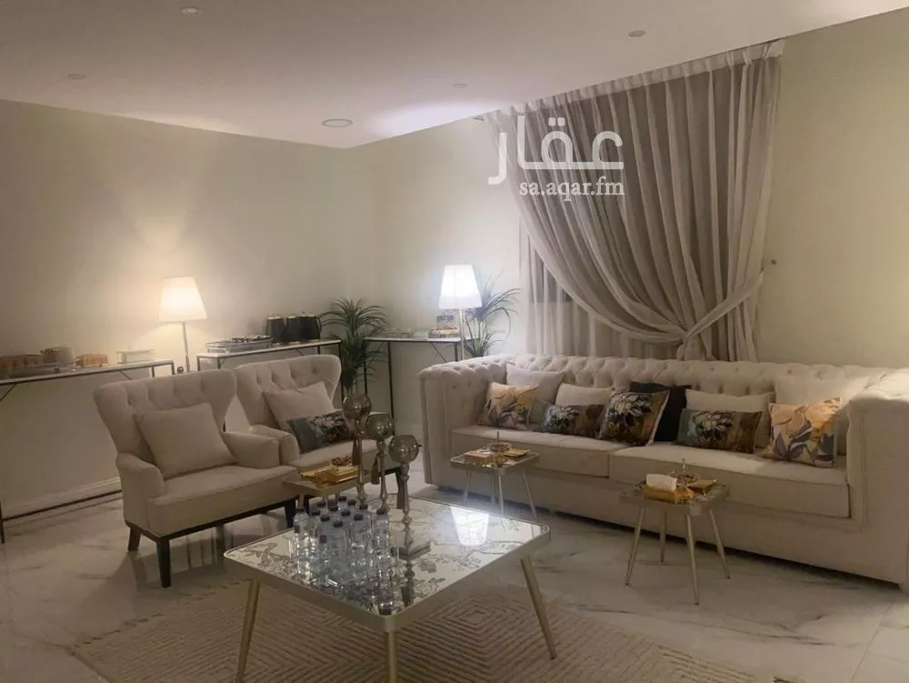 4 bedroom villa in Al Rawdah 2