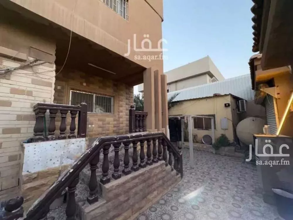 فيلا 5 غرف في جرير 4