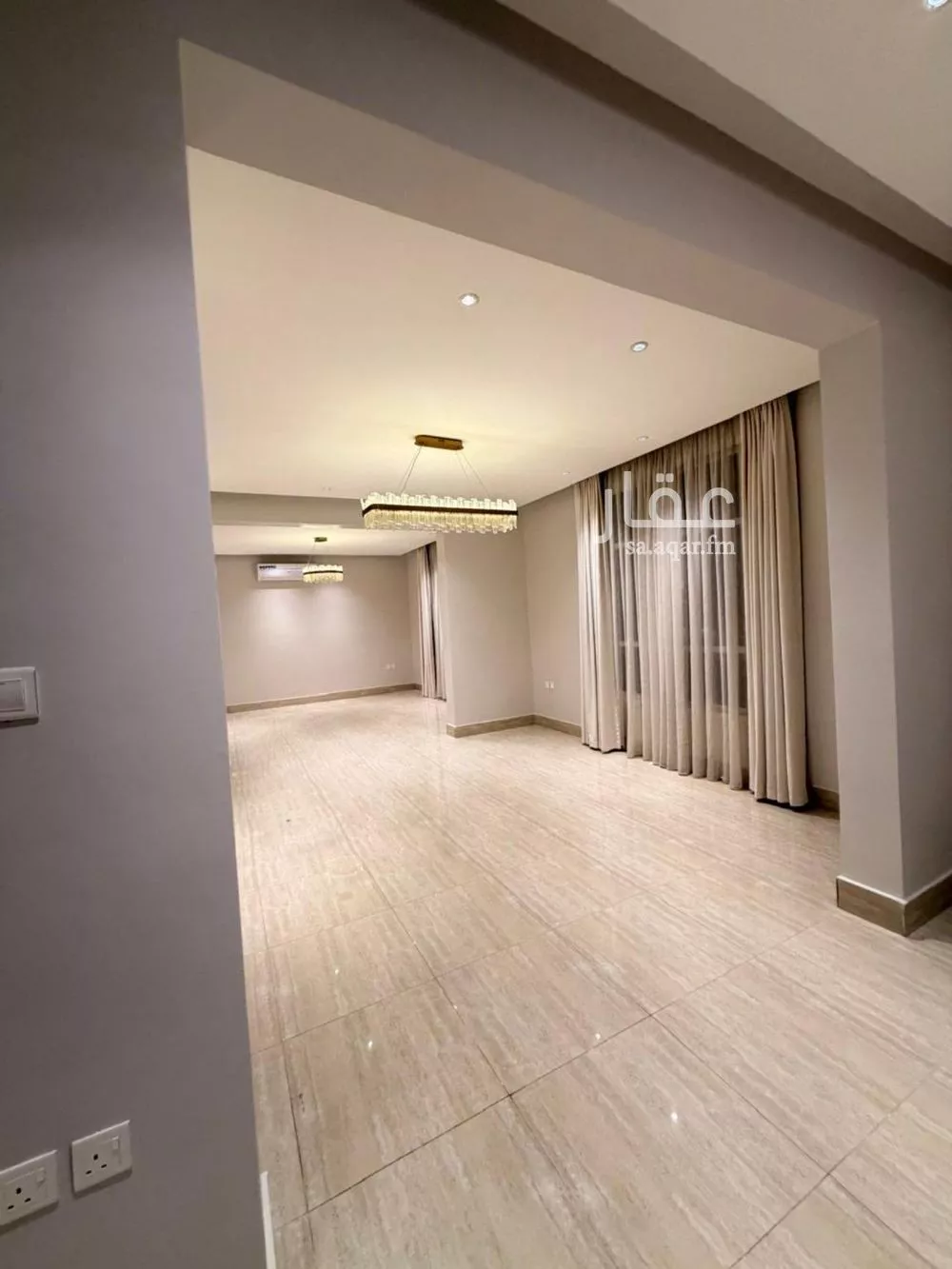 6 bedroom apartment in Al Qairawan, Riyadh 11
