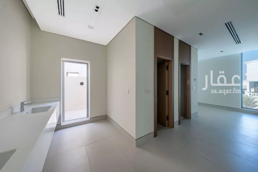 5 bedroom villa in Tihamah, Eastern Province 6