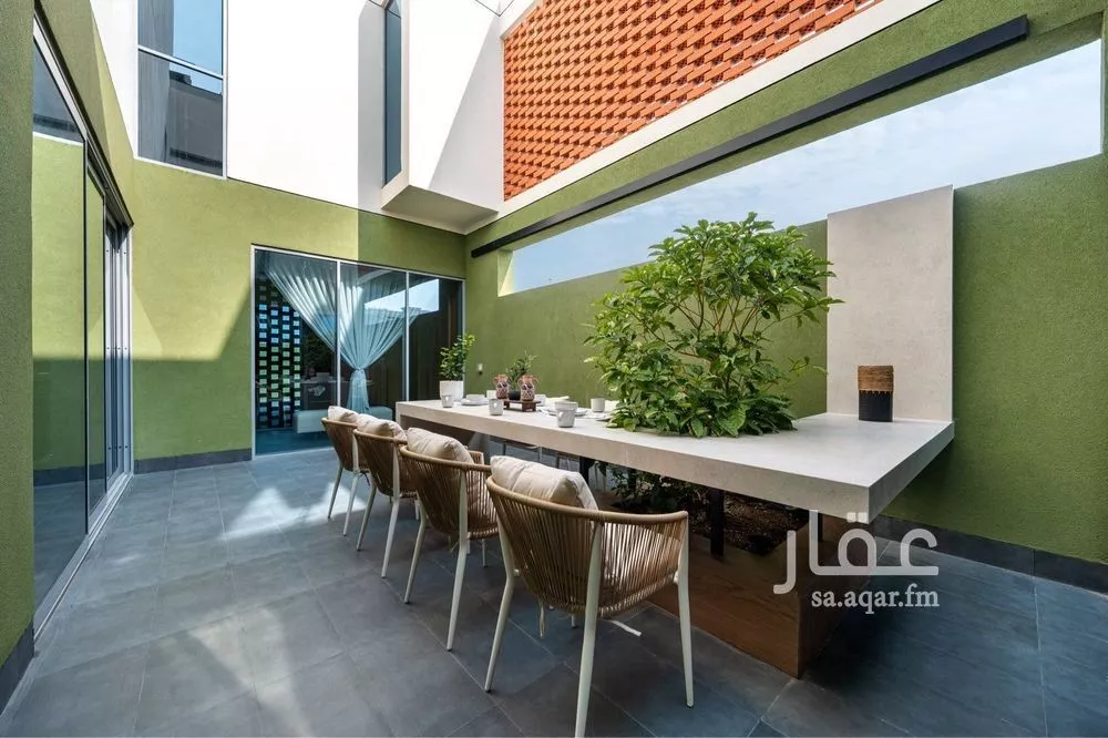 4 bedroom villa in Al Nuzhah 2