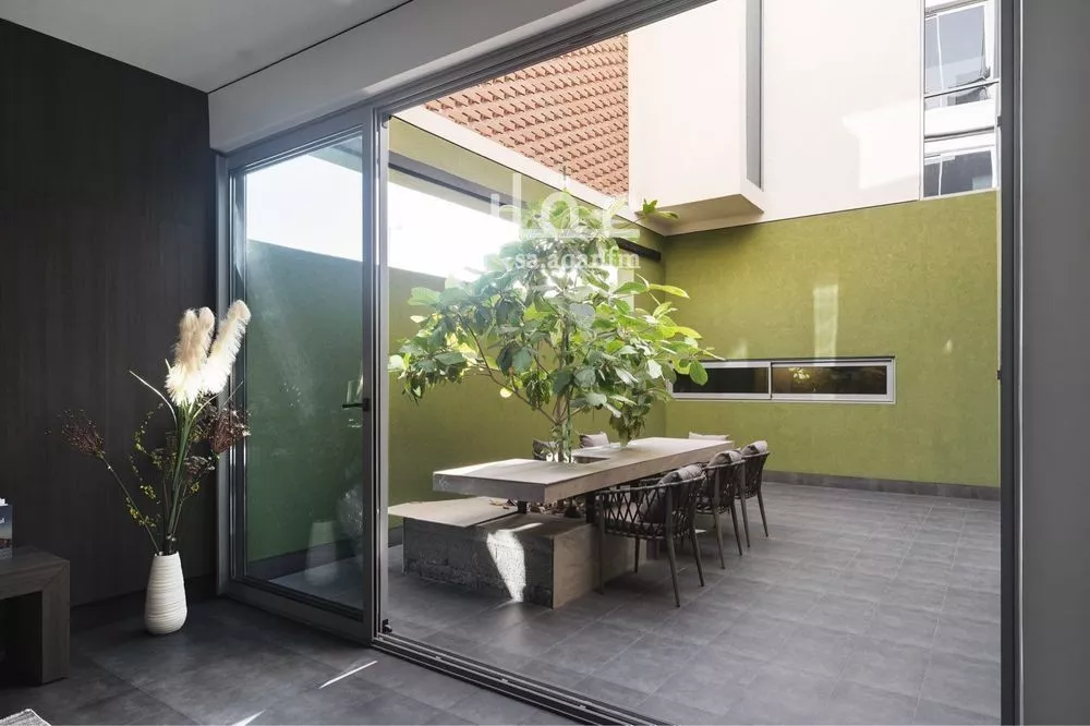 4 bedroom villa in Al Nuzhah 3