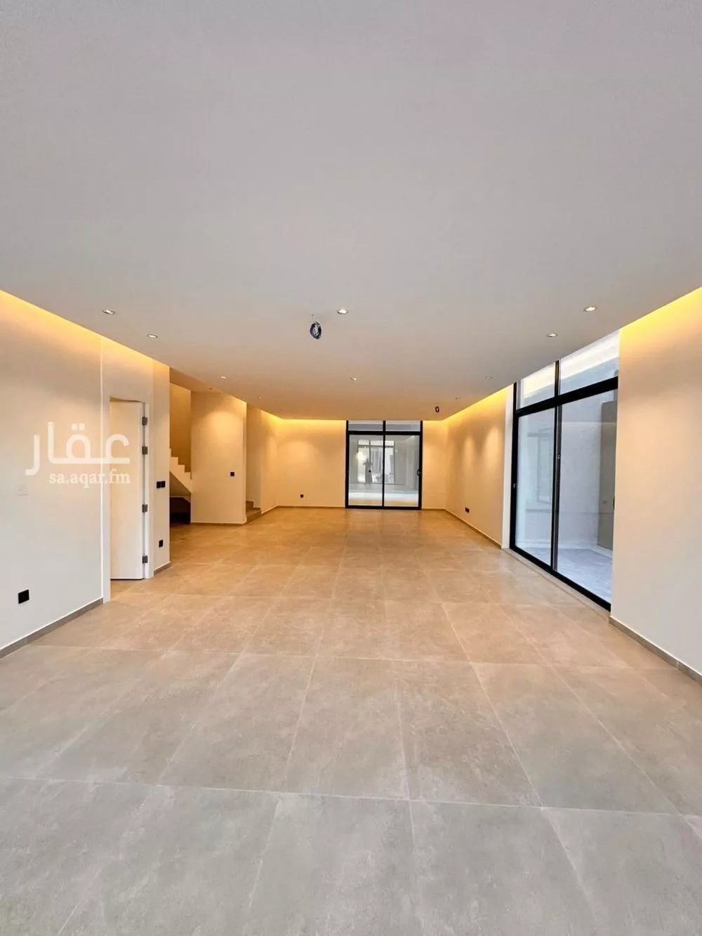 شقة 3 غرف في العارض 2