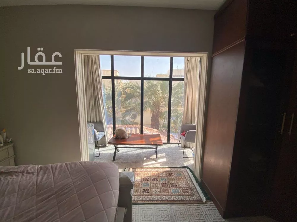 فيلا 6 غرف في عرقة 3