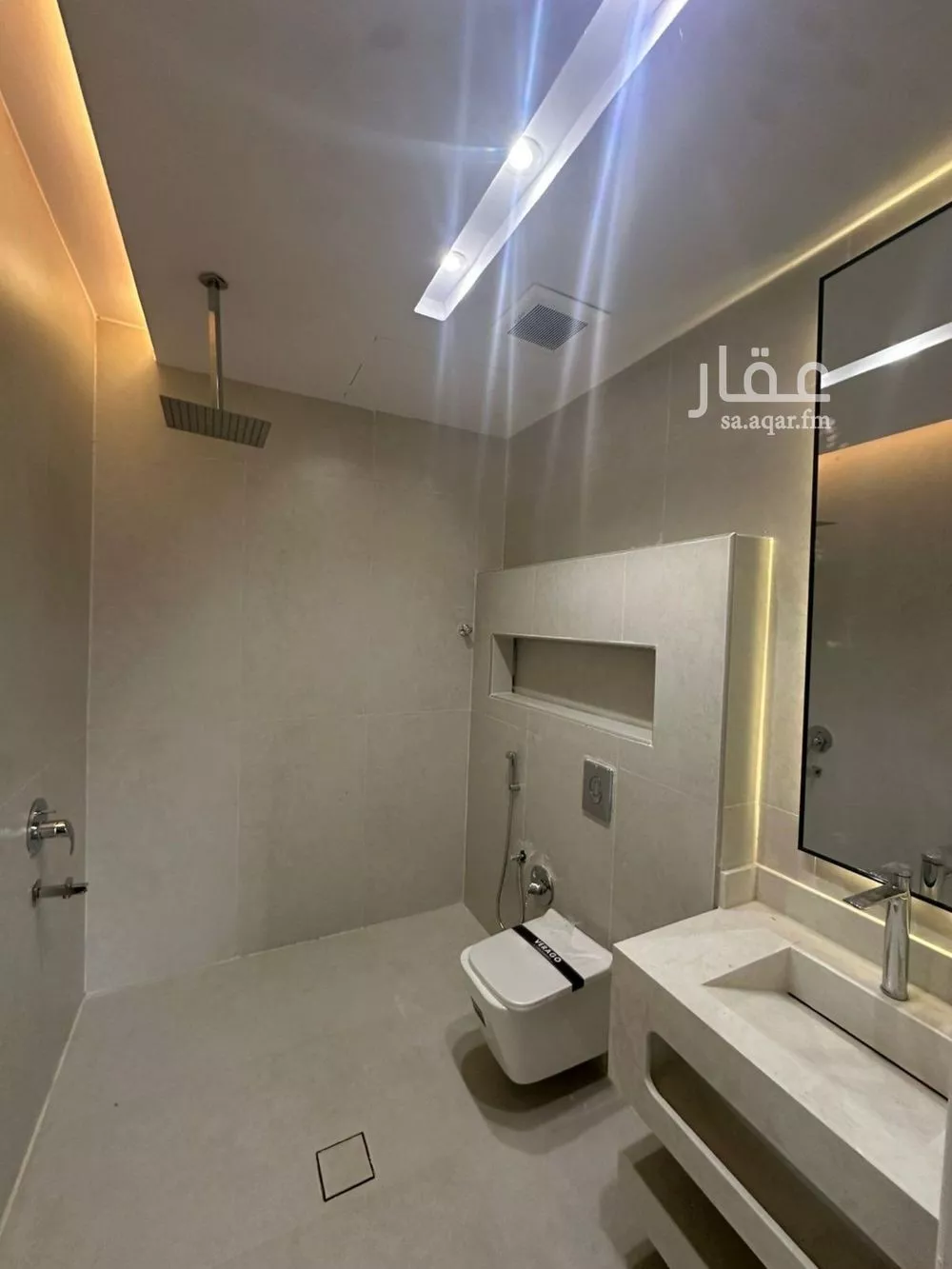 فيلا 5 غرف في طويق 3