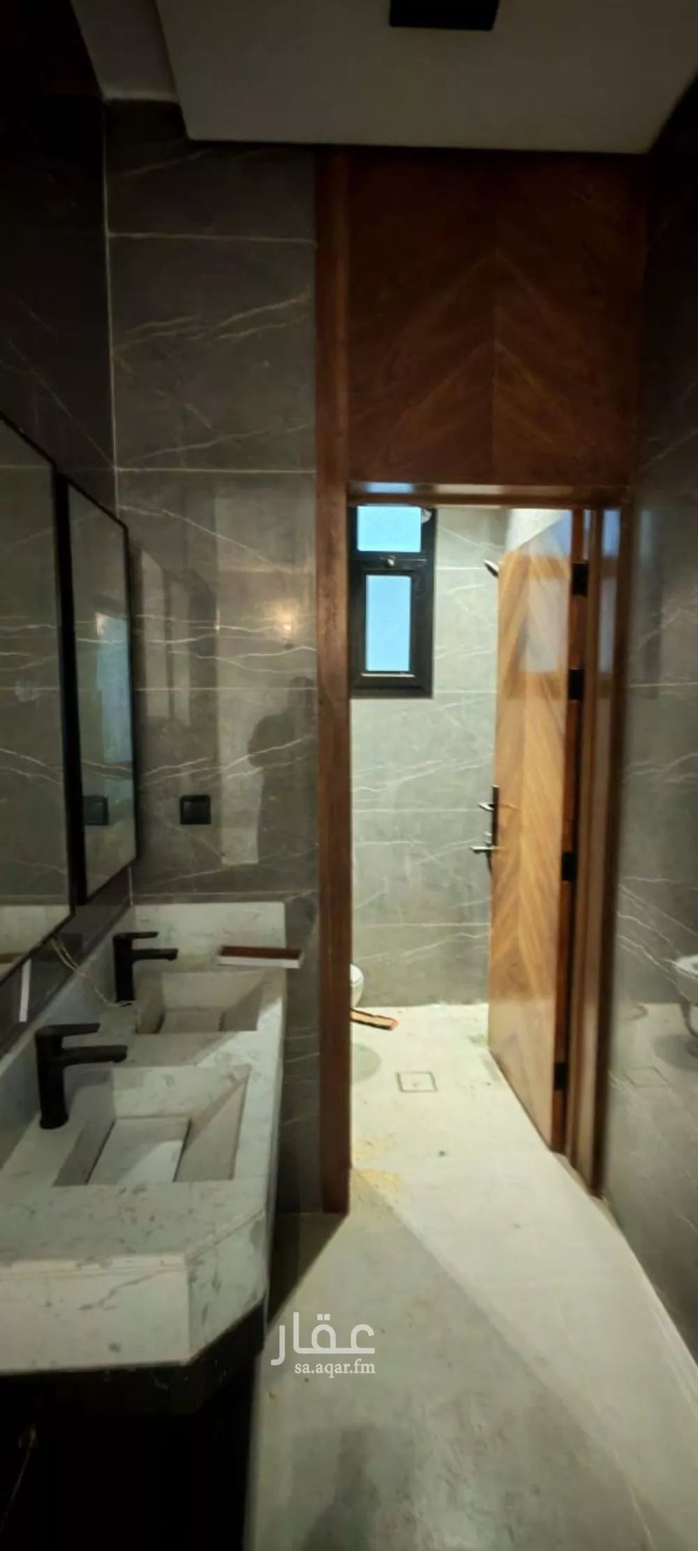 فيلا 5 غرف في عكاظ 3