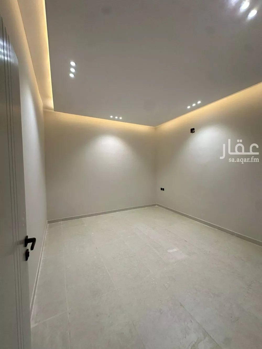4 bedroom floor in Tuwaiq 4