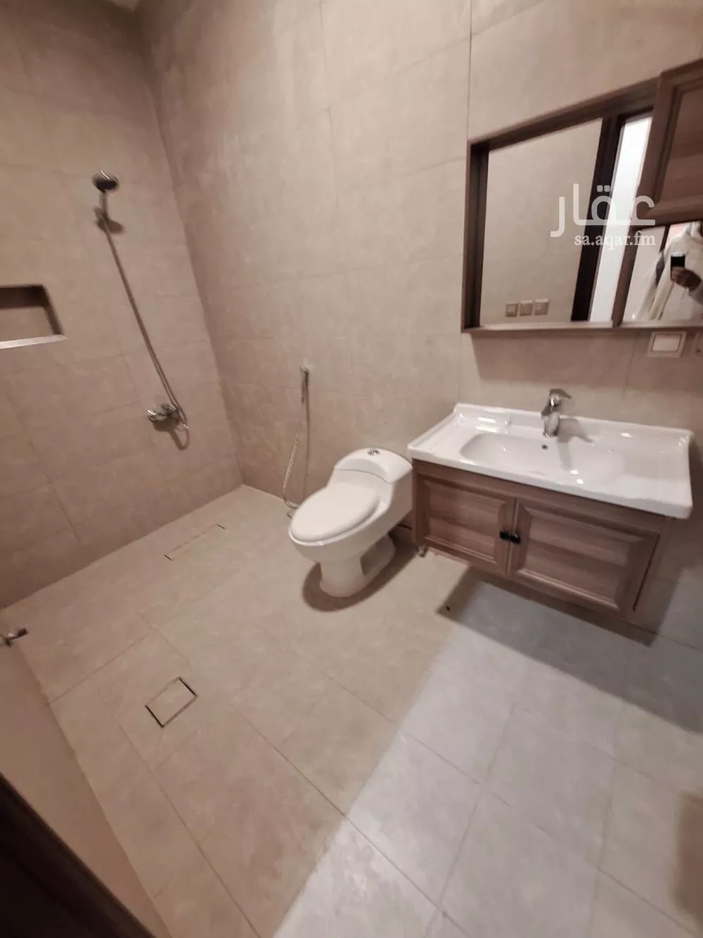 شقة 3 غرف في الياسمين 2