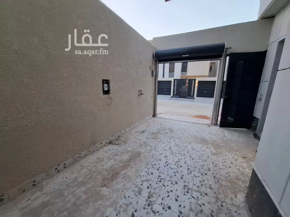 فيلا 5 غرف في الجنادرية 4