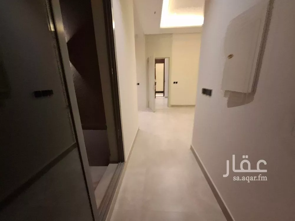 5 bedroom apartment in Al Yarmouk, Riyadh 9